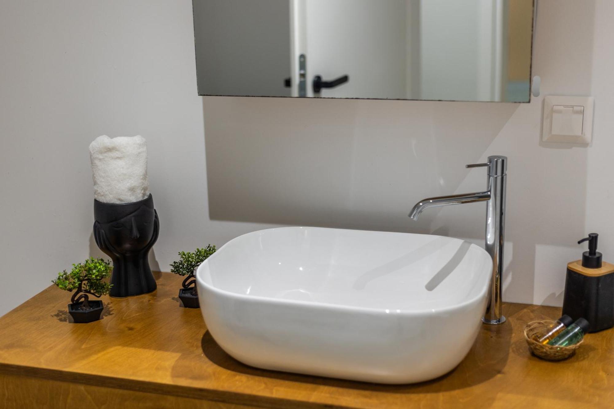 Nisos Apartments, Chania Center Zewnętrze zdjęcie
